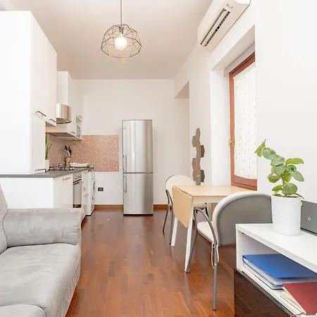 Comfortable Typical Old Style Apartment-2